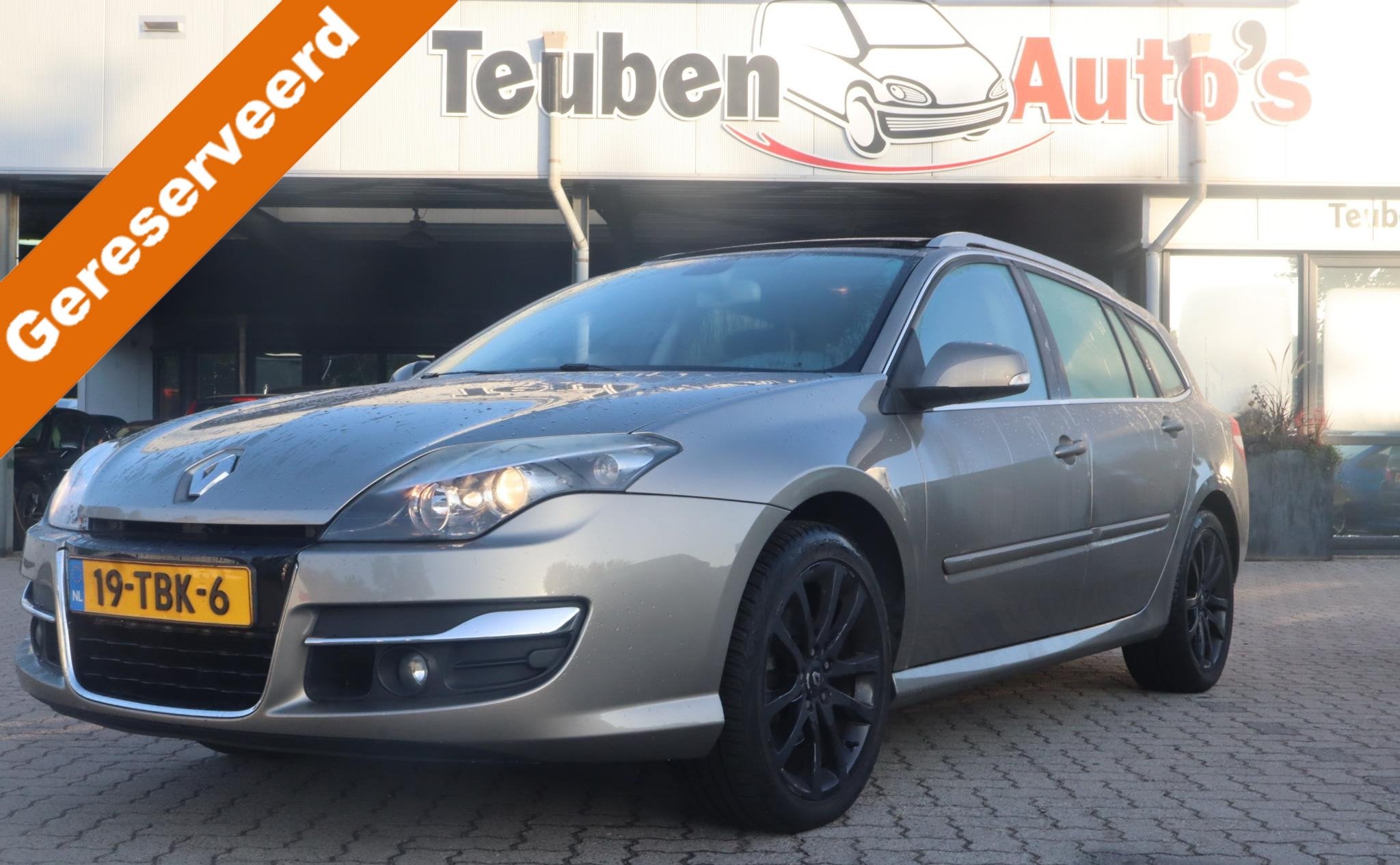 Renault Laguna Estate 2.0 Dynamique | Trekhaak | Cruise cont, Auto's, Gebruikt, 4 cilinders, Bruin, Leder en Stof