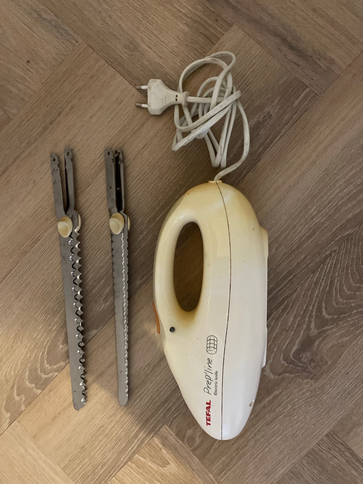 Tefal Prep'line Elektrisch Mes met 2 messen, Ophalen of Verzenden, Gebruikt
