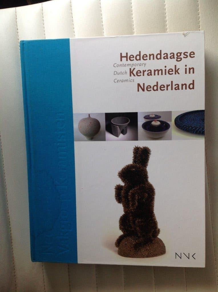 boek "Hedendaagse keramiek in Nederland ", Boeken, Gelezen, Piet Augustijn, Ophalen of Verzenden, Overige onderwerpen