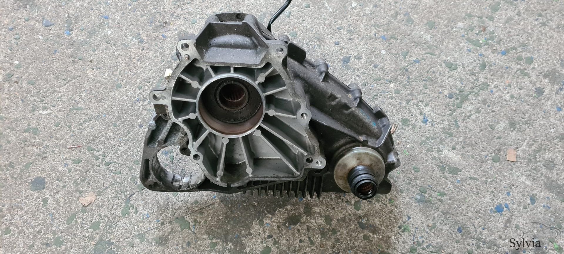 Tussenbak Verdeelbak BMW X5 E70 /  X6 E71 7599887, Gebruikt, -, -, Ophalen of Verzenden
