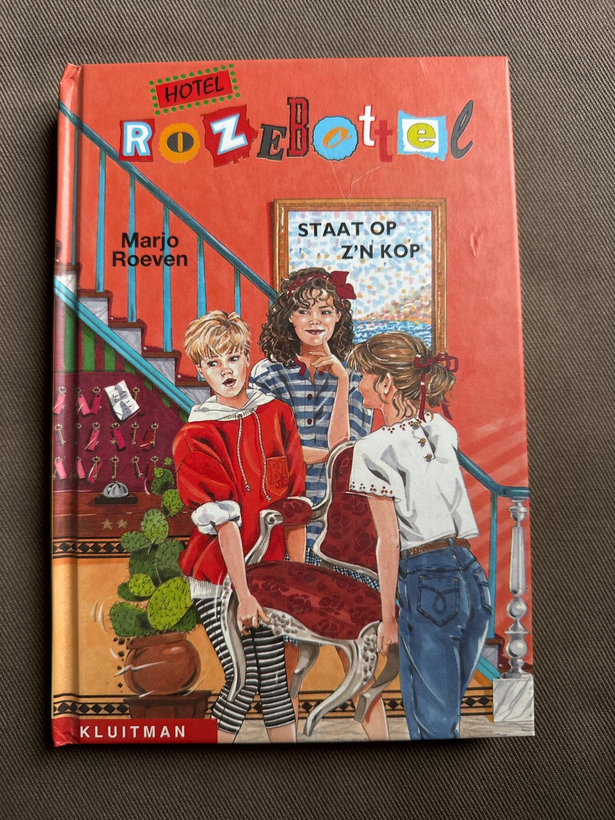 M. Roeven - Hotel Rozebottel staat op z'n kop, Ophalen, Gelezen, M. Roeven