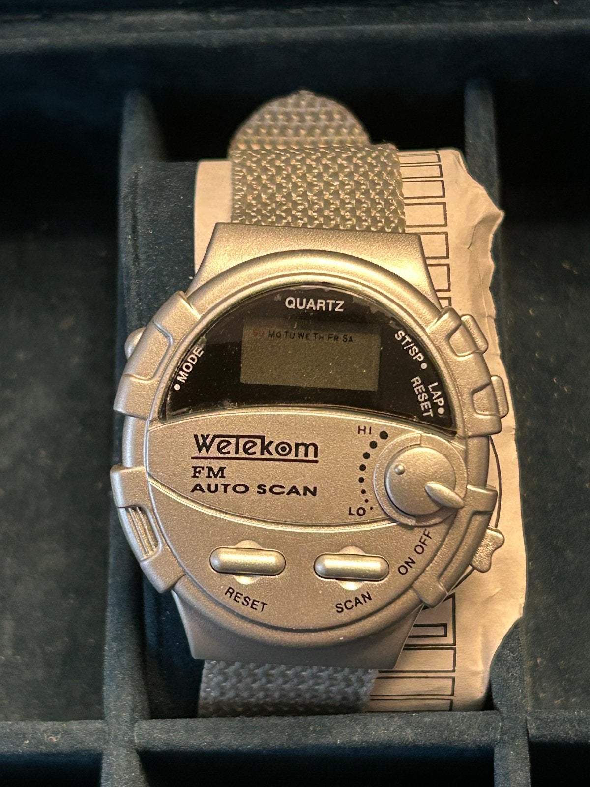 Vintage Wetekom RDW-280 Quartz FM Radio-horloge Jaren 80/90, Ophalen of Verzenden