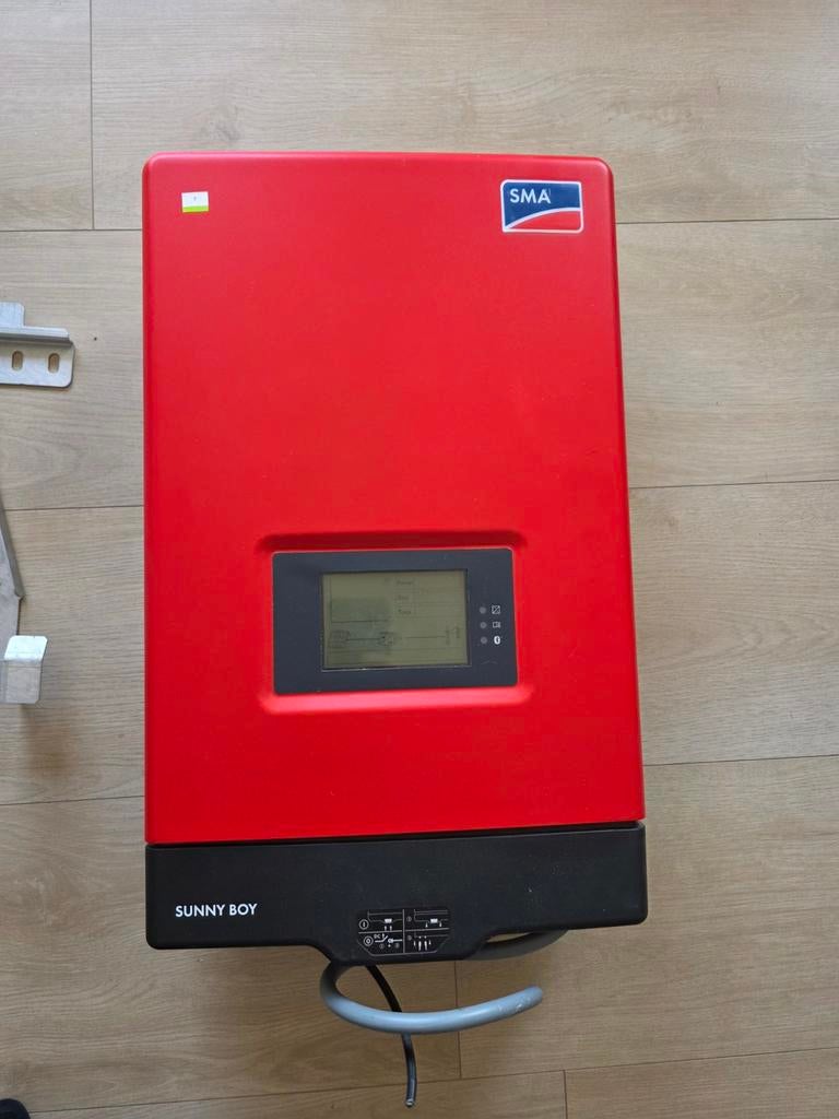 Sunny Boy SB 2500HF-30 omvormer voor zonnepanelen, Ophalen, Zo goed als nieuw