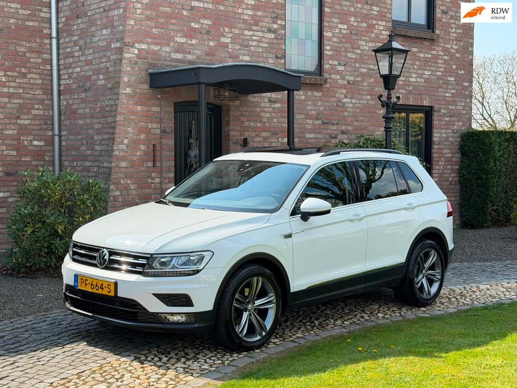 Volkswagen Tiguan 1.4 TSI Comfortline Panodak Navi Camera Le, Voorwielaandrijving, Gebruikt, Euro 6, 4 cilinders