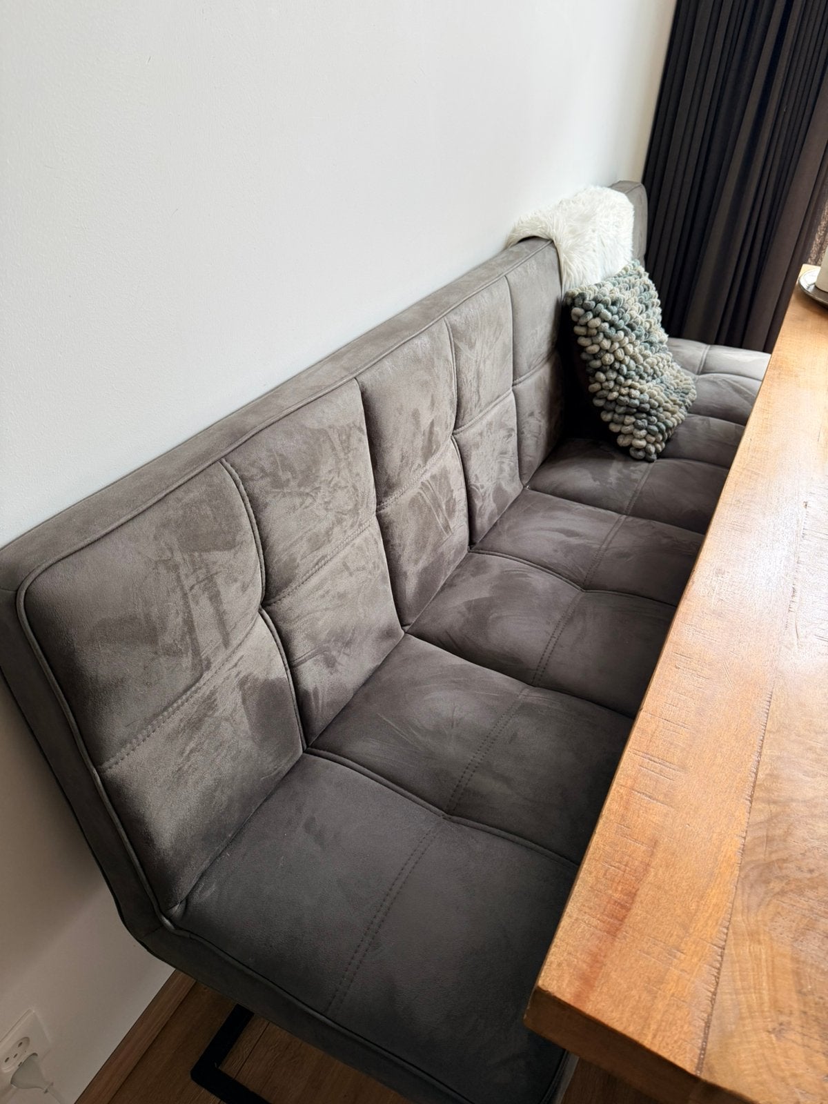 Eettafelbank en drie stoelen, Ophalen