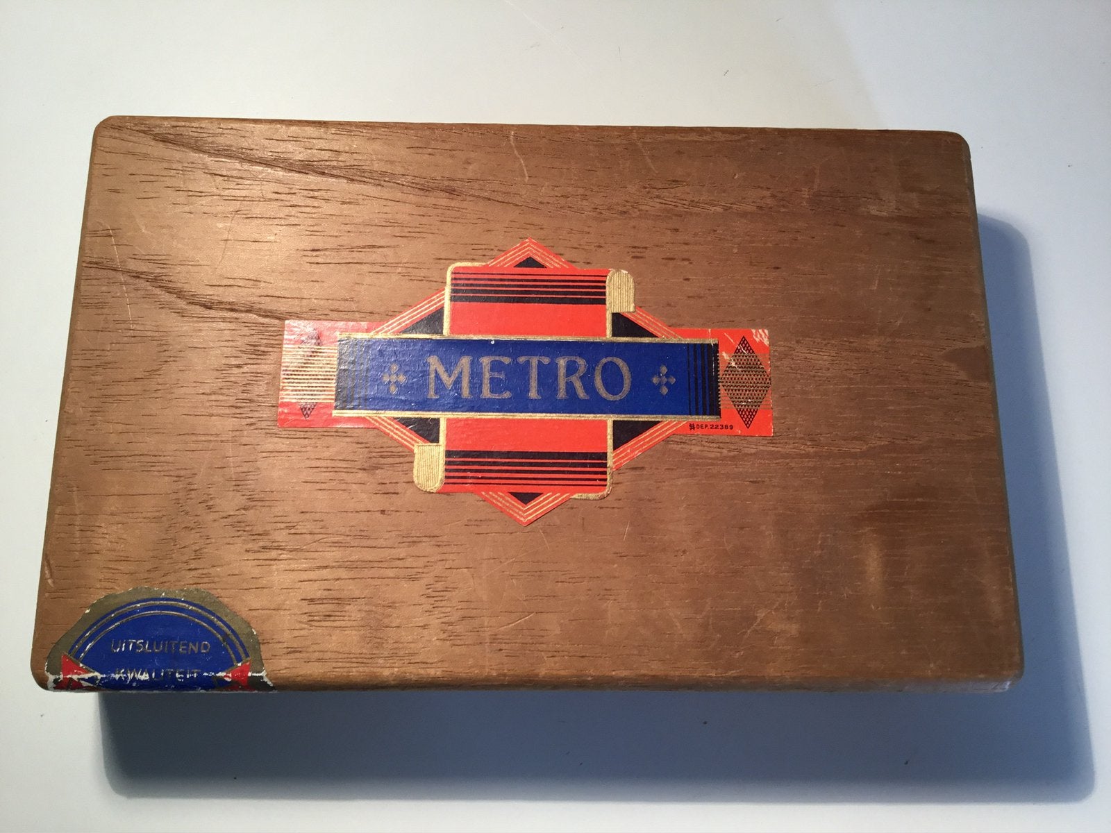 Oude houten sigaren doos METRO ( in Hilversum ), Ophalen of Verzenden, Gebruikt, Tabaksdoos of Verpakking