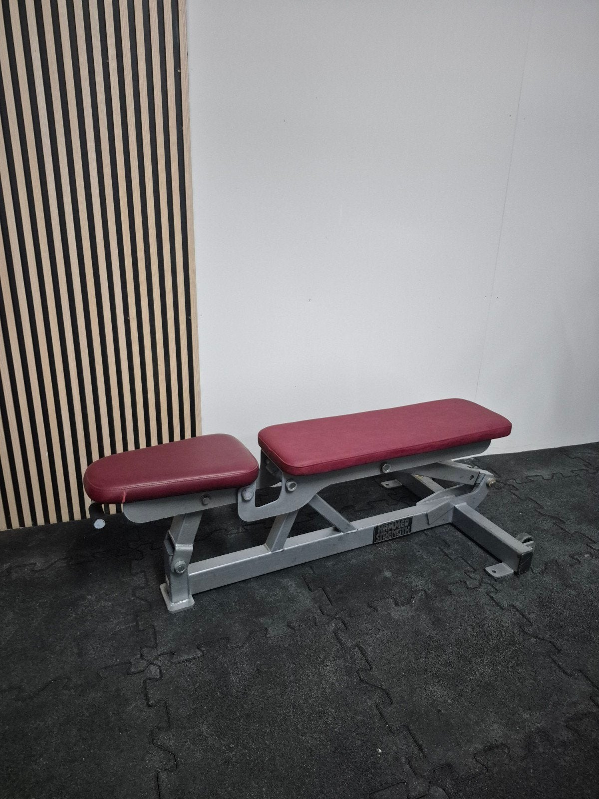 Hammer Strength Bench – Nieuw Rugkussen, Sport en Fitness, Ophalen of Verzenden, Fitnessbank