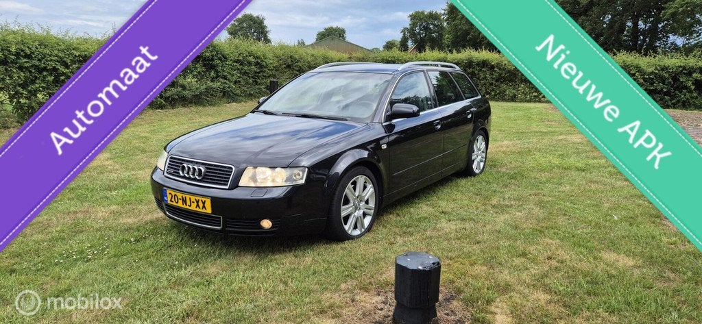 Zwarte Audi A4 Avant 3.0 quattro Exclusive / Full options !, Auto's, A4, Zwart, Vierwielaandrijving, 93 €/maand