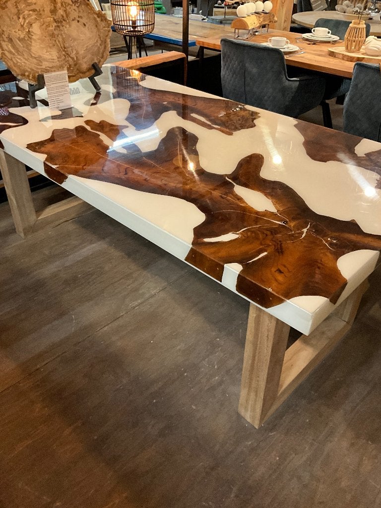 Foto 2 van Epoxy tafel 200 x 100