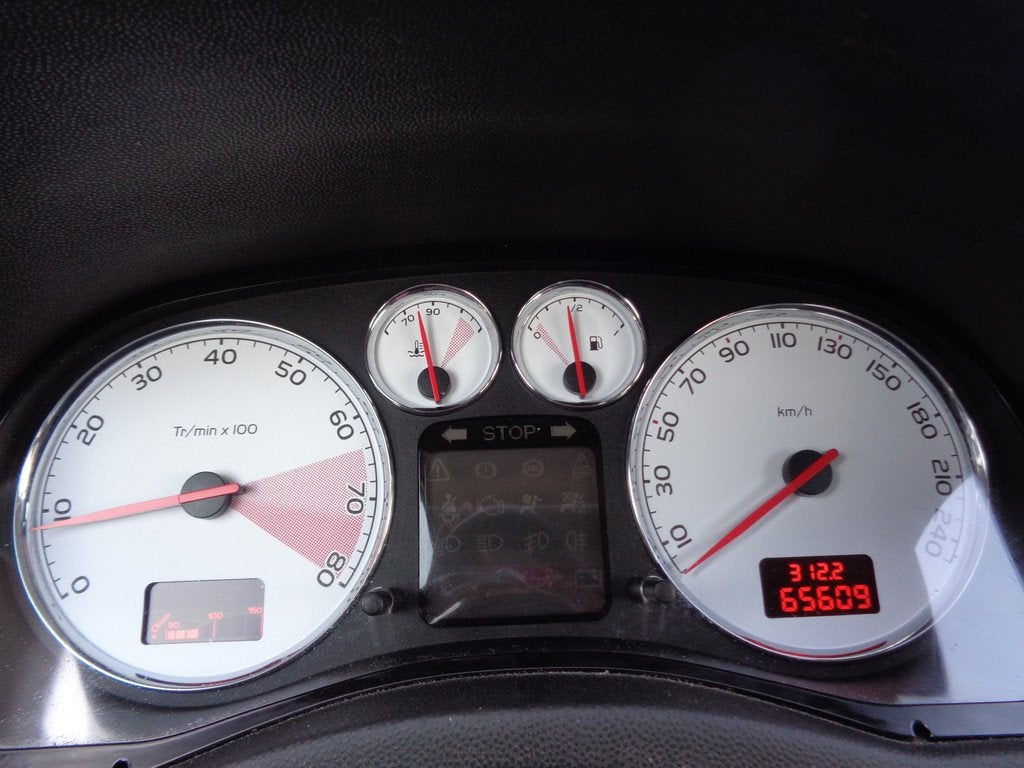 Peugeot 307 1.6-16V Premium 109PK Clima Cruise LMV Trekhaak, Auto's, Peugeot, Voorwielaandrijving, Gebruikt, 4 cilinders, 635 kg