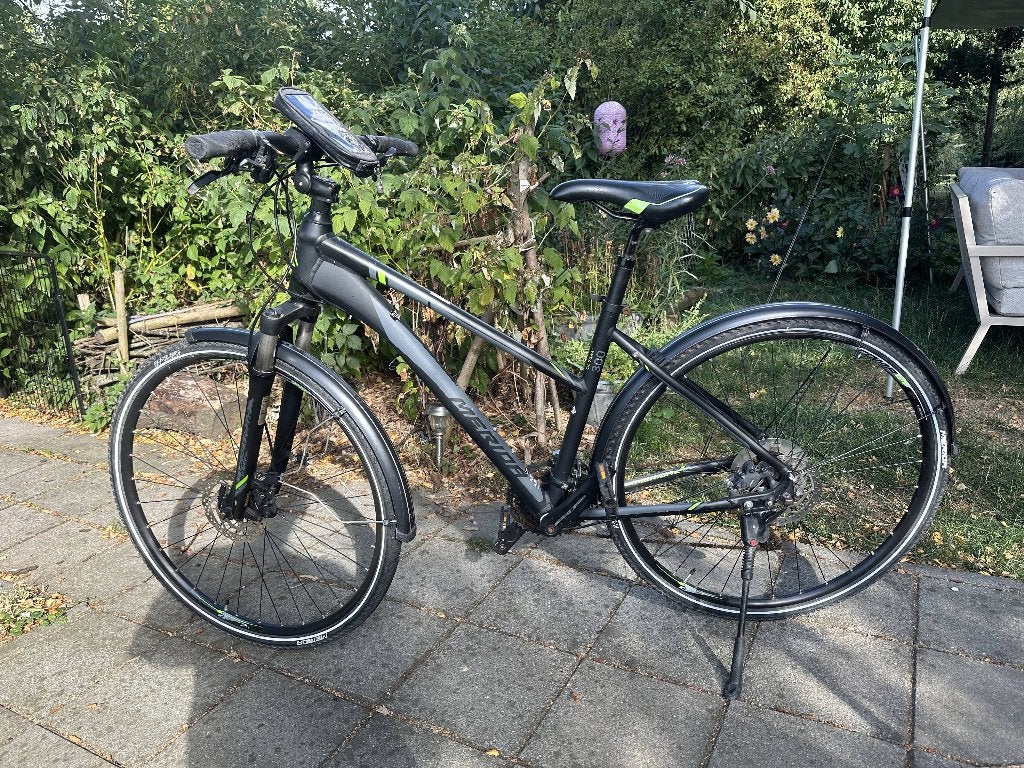 Twee fietsen (heren+dames) Merida Crossway 100 en 300, Fietsen en Brommers, Fietsen | Dames | Damesfietsen, Gebruikt, 47 tot 50 cm