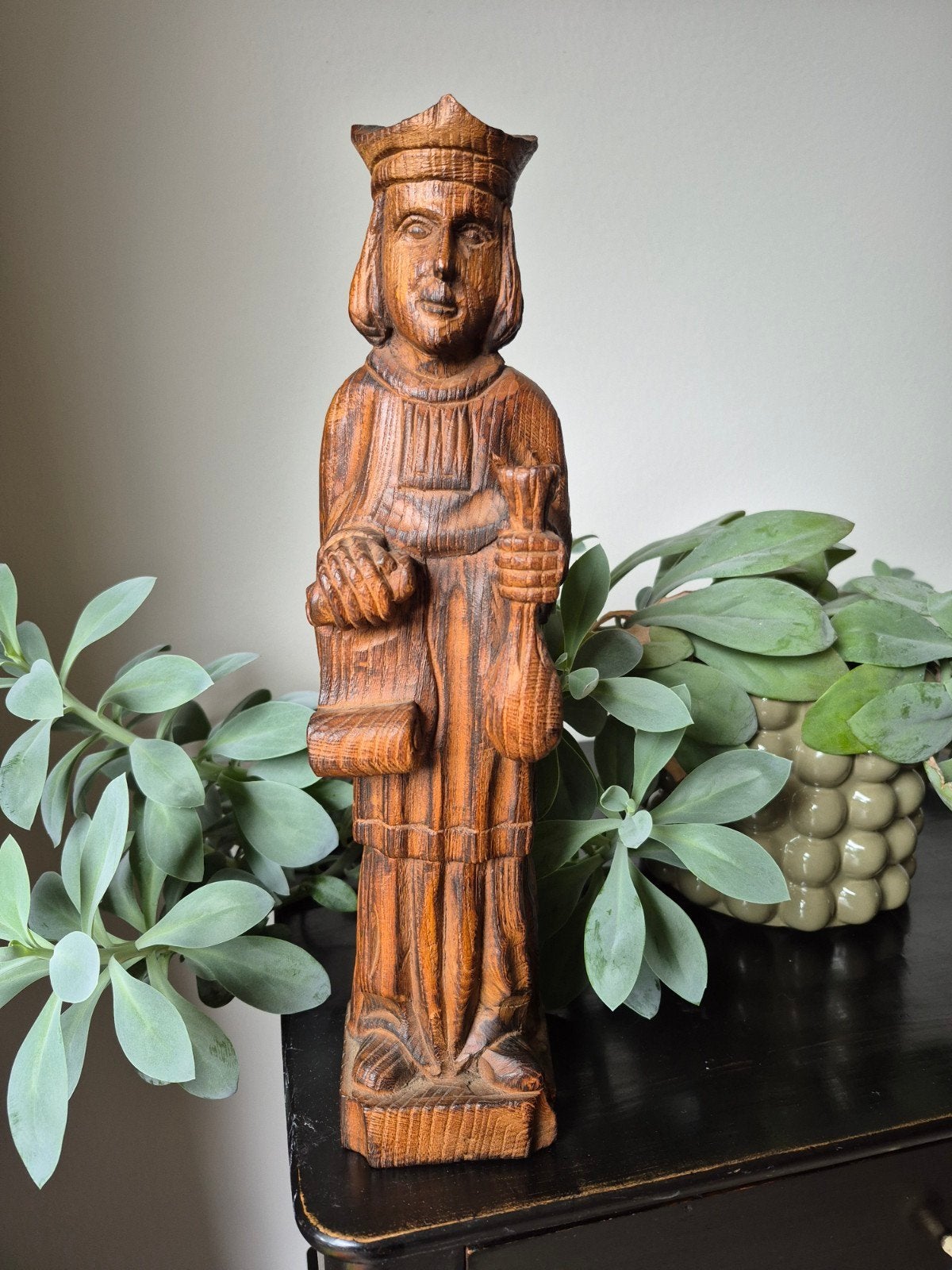 Vintage handgesneden houten beeld Sint-Ivo van Kermartin, Ophalen of Verzenden