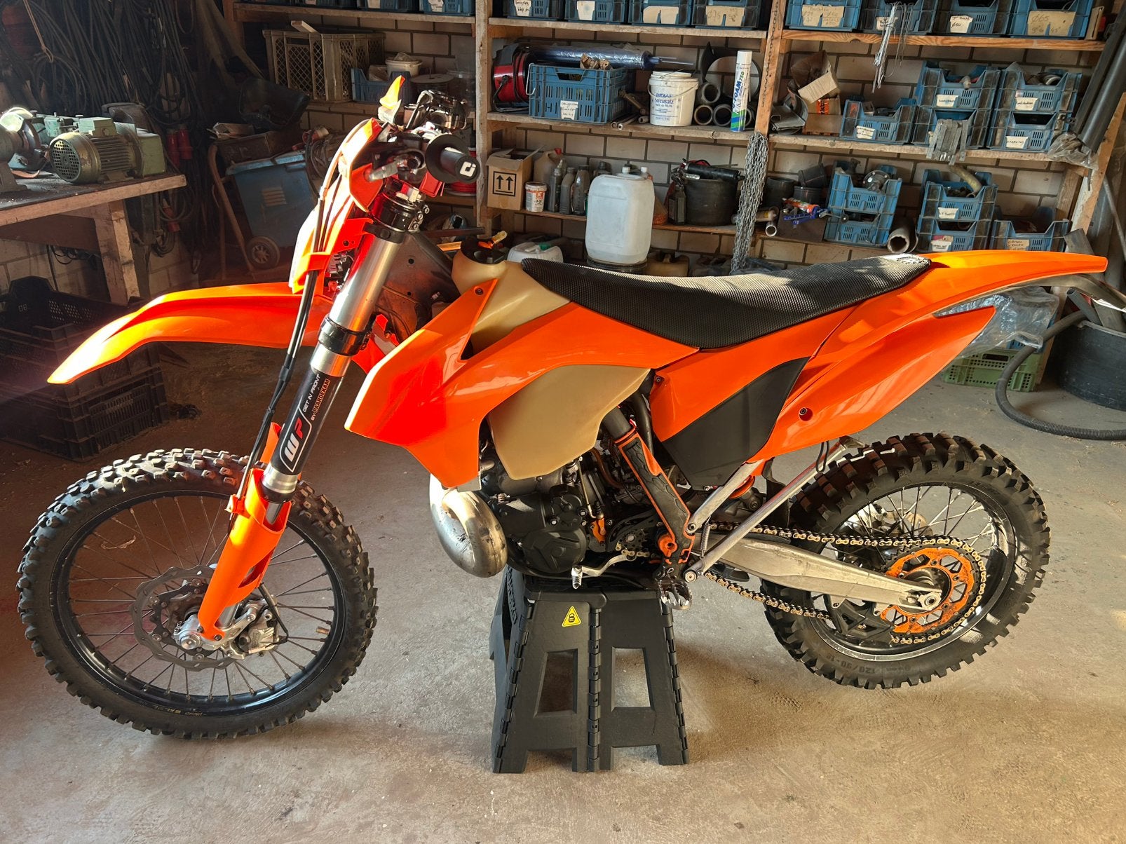 KTM 250 EXC 2015 met kenteken, Motoren, Particulier, Enduro