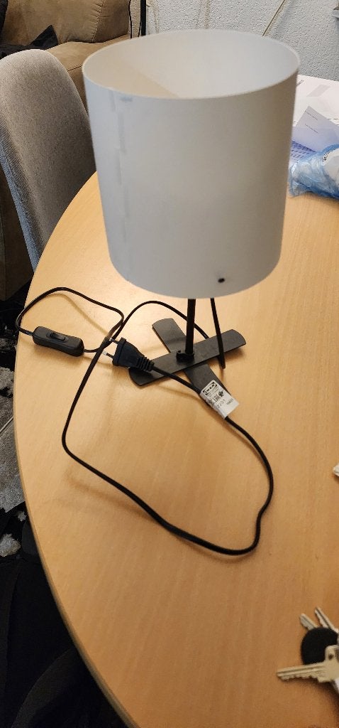 TAFEL LAMP, Huis en Inrichting, Ophalen