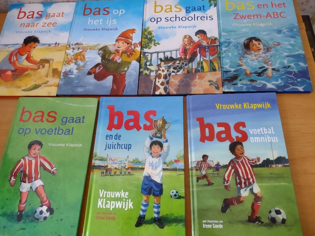 Bas boeken- Vrouwke Klapwijk, Ophalen of Verzenden, Gelezen, Non-fictie