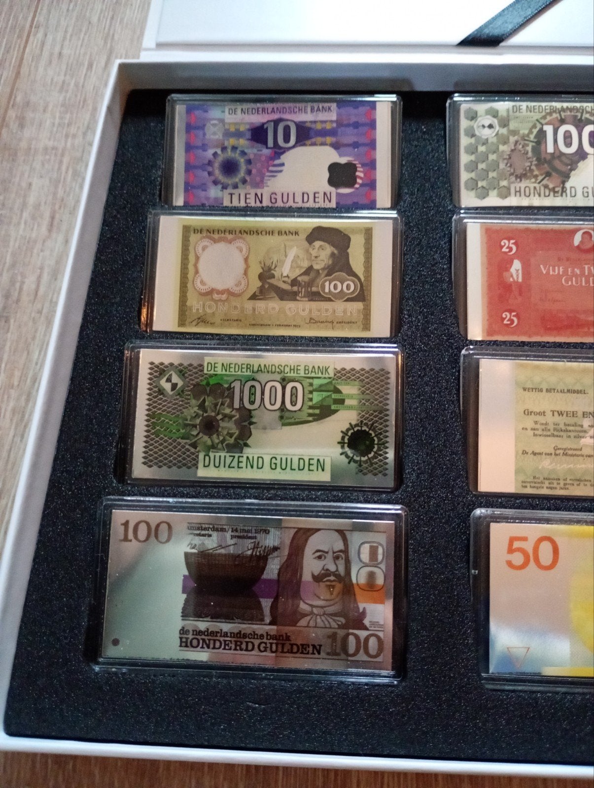 2 Sets Met Zilveren Miniatuur Bankbiljetten Nederland, Postzegels en Munten, Bankbiljetten | Nederland, Ophalen of Verzenden, Setje