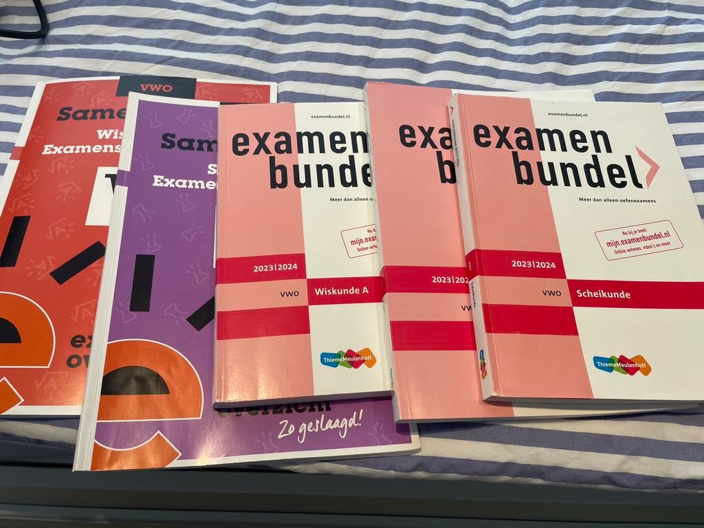 VWO set van examenbundels en samenvatting examenoverzicht, Ophalen of Verzenden, Zo goed als nieuw, VWO