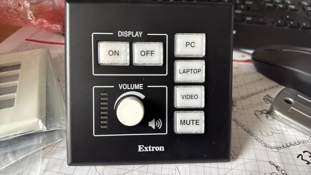 Extron mlc100 plus nieuw, Ophalen of Verzenden, Nieuw
