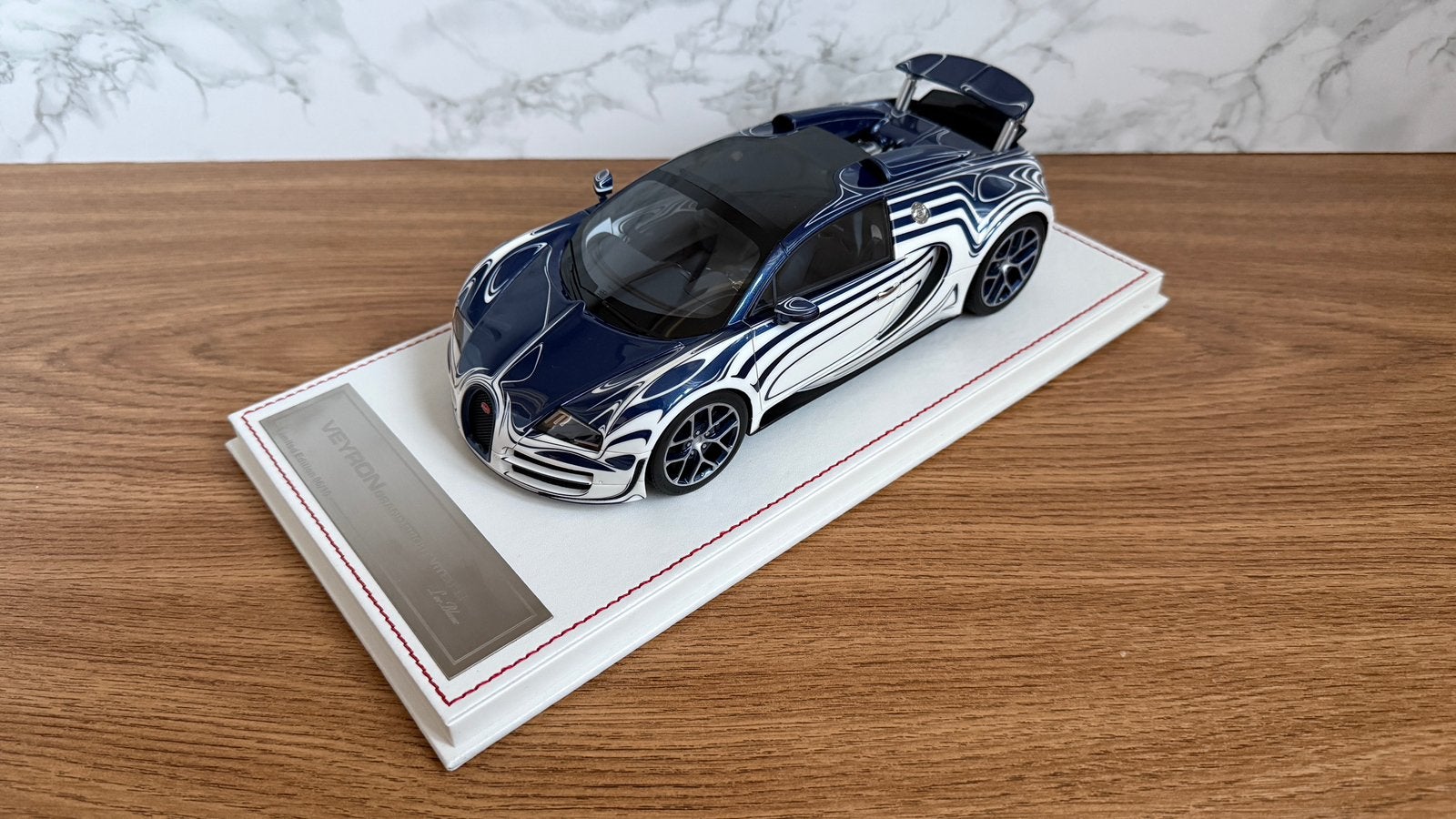 Dino Bugatti Veyron Grand Sport Vitesse L’or Blanc 1:18, Hobby en Vrije tijd, Ophalen of Verzenden, Zo goed als nieuw, Auto, Overige merken