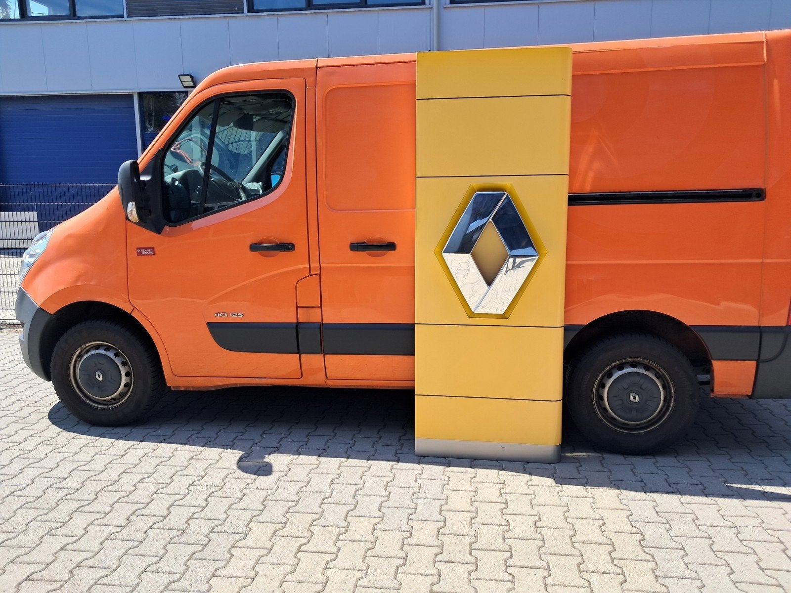 Mooie Renault Dealer Lichtzuil voor een gevel Hoogte 218 cm, Verzamelen, Ophalen, Eu, Gebruikt, Eu