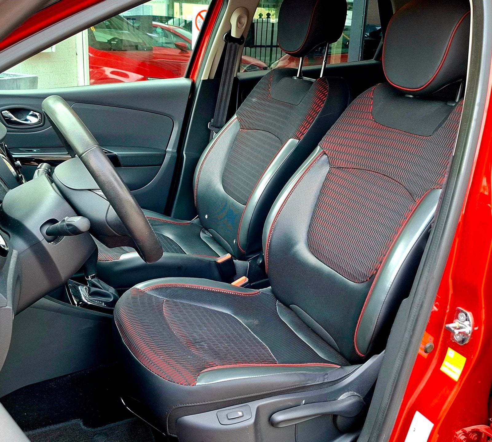 Foto 7 van Renault Captur 1.2 TCe Xmod Autom Navi Camera Pdc Clima