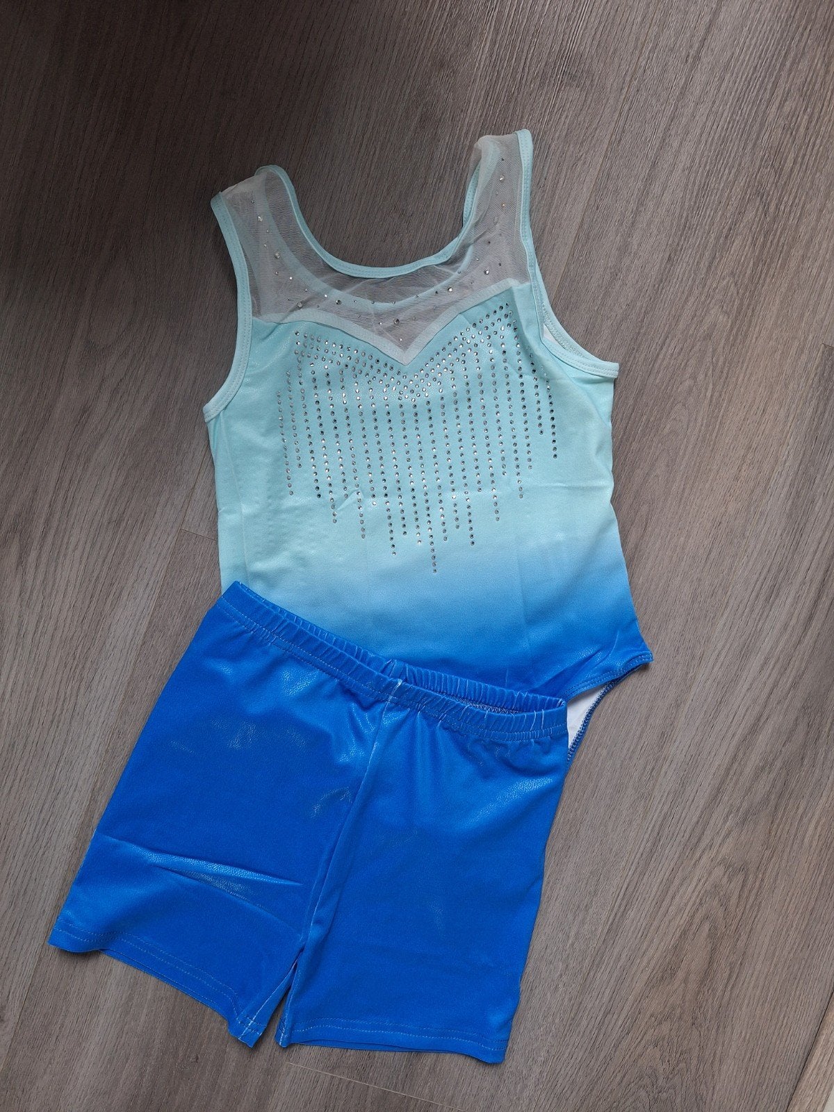 Nieuw turnpakje met broekje maat 116/122, Sport en Fitness, Turnen, Ophalen of Verzenden, Nieuw