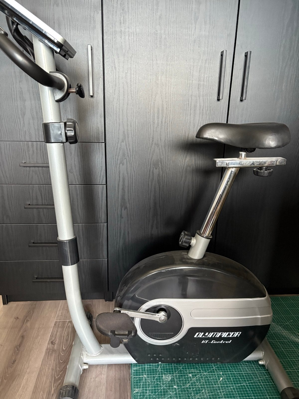 Olympia Hometrainer HT-Control - Zo goed als nieuw, Sport en Fitness, Ophalen, Zo goed als nieuw, Metaal, Benen