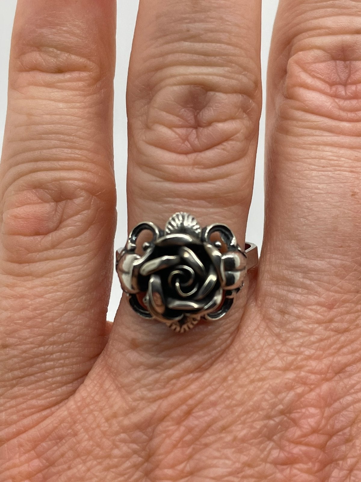 E555 Prachtige zilveren TEKA roosjes ring (verstelbaar), Ophalen of Verzenden, Zilver, Ring