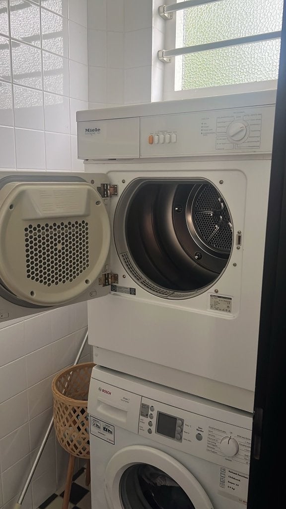 Miele droger (Novotronic T410), Ophalen, Gebruikt, Luchtafvoer, Voorlader