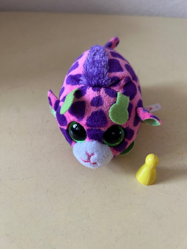 Ty Teeny Tys Ferris de Giraf – Paars/Roze Stapelknuffel 10cm, Paars, Giraf, Ophalen of Verzenden, Zo goed als nieuw