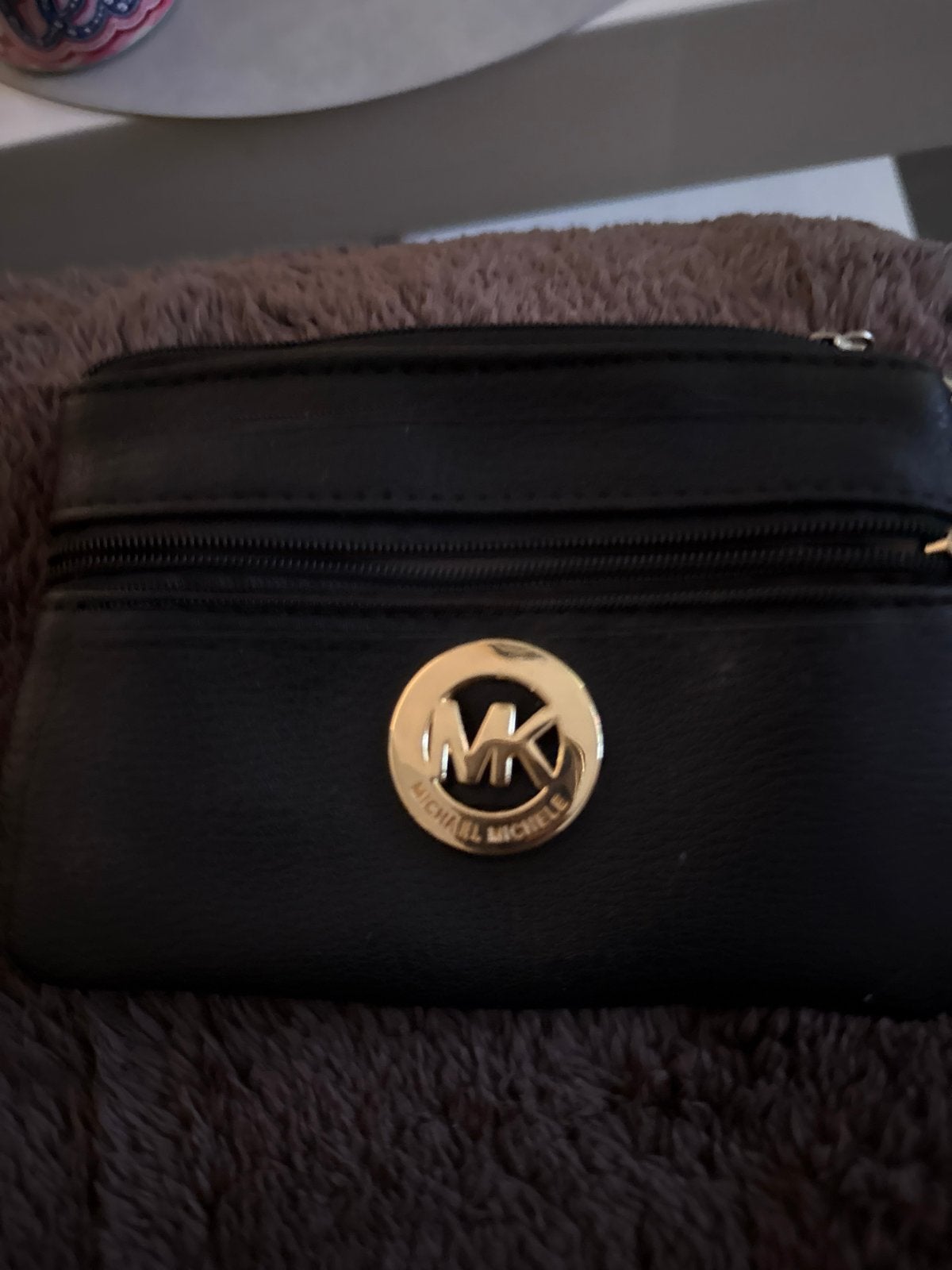 Michael Kors Zwarte Portemonnee met Gouden Logo, Sieraden, Tassen en Uiterlijk, Portemonnees, Ophalen of Verzenden, Gebruikt, Zwart