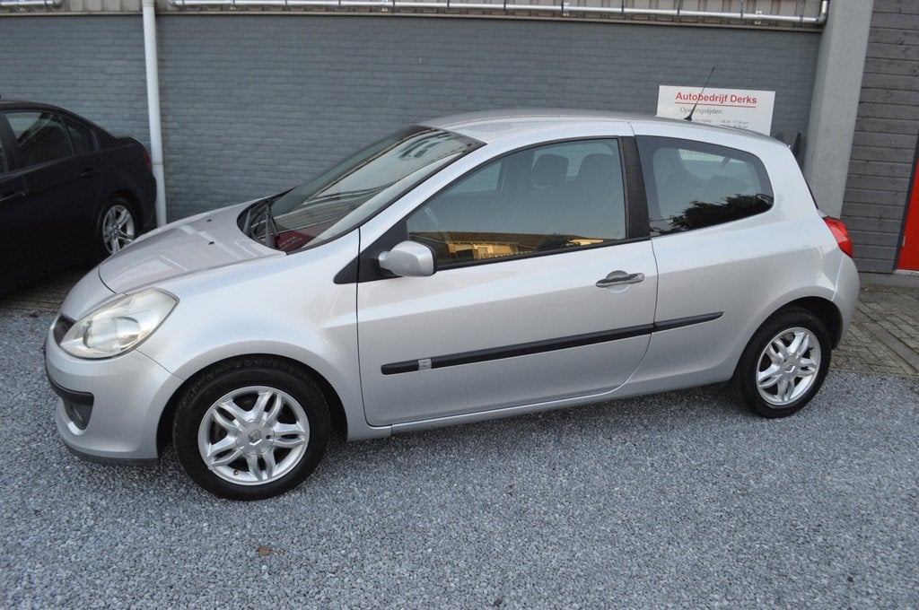 Renault Clio 1.2-16V Collection Airco Stuurbekrachtiging Jaa, Auto's, Renault, Voorwielaandrijving, Gebruikt, 4 cilinders, 1055 kg