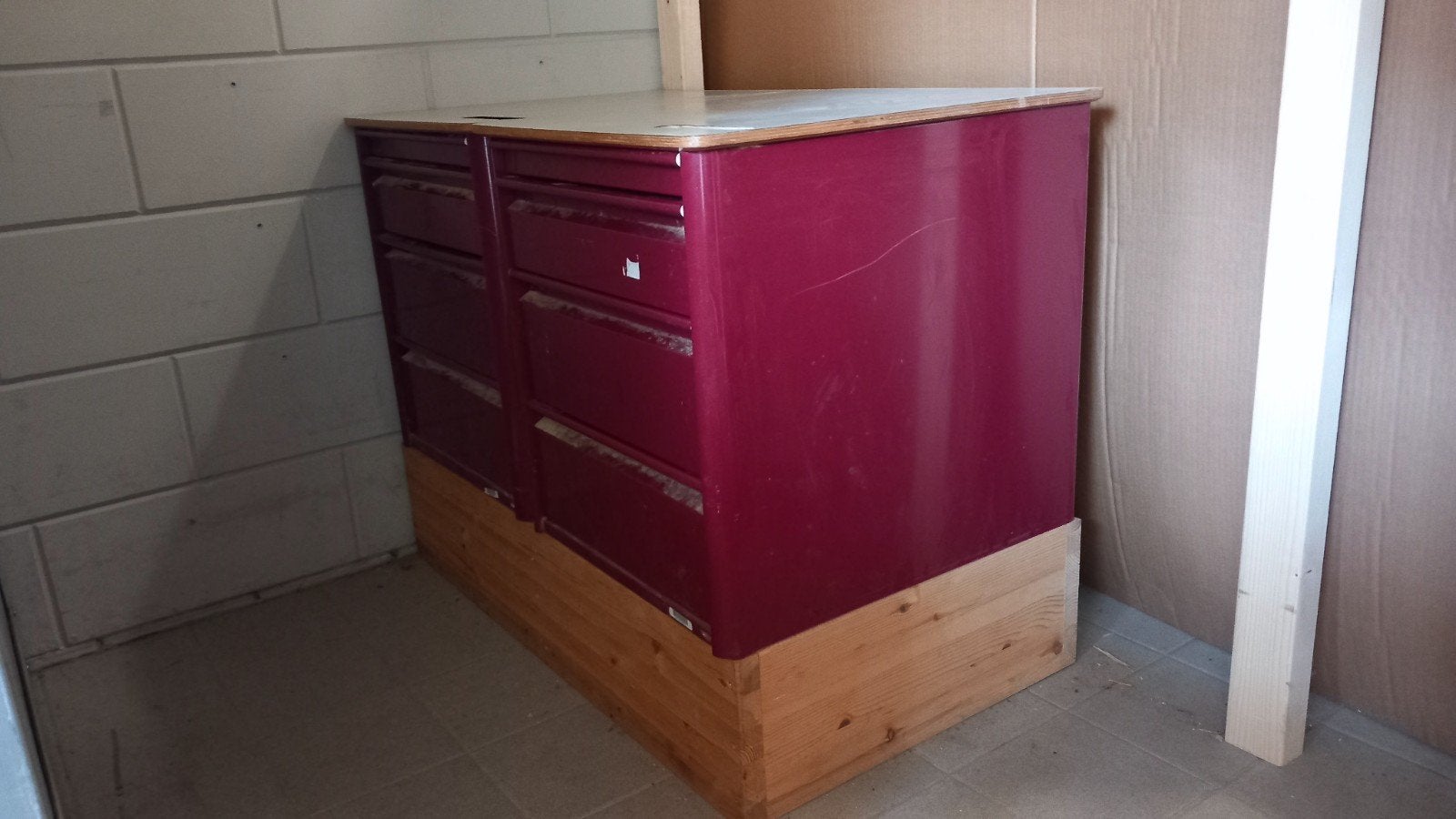 2 degelijke stalen ladeblokken, Huis en Inrichting, Kasten | Ladekasten, Minder dan 50 cm, Gebruikt, Ophalen of Verzenden, 3 of 4 laden