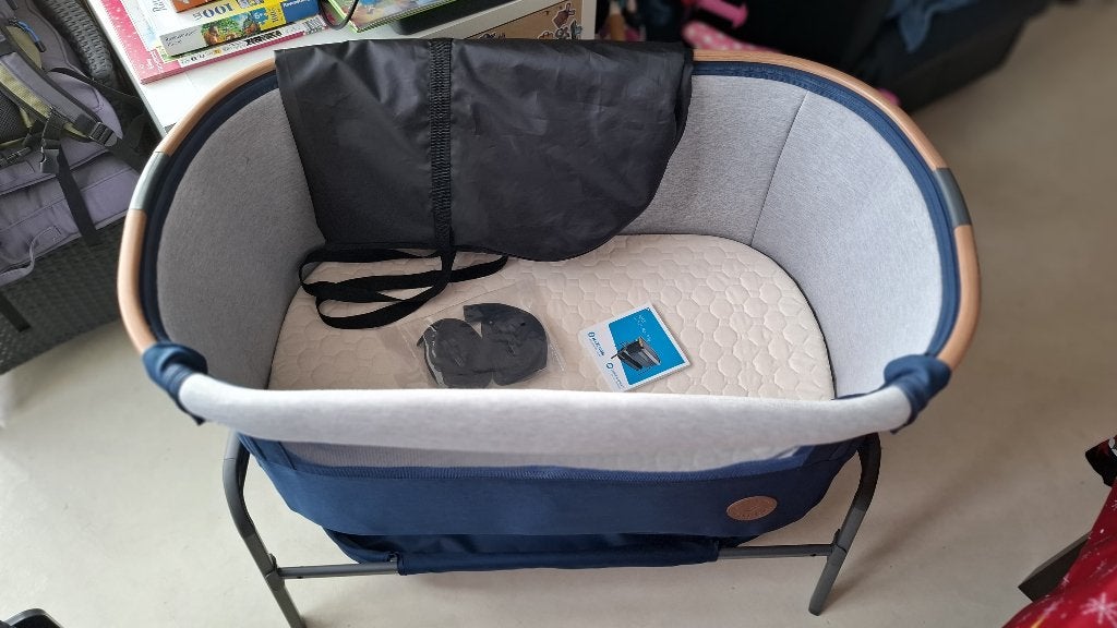 Maxi-Cosi Iora Co-sleeper + Aero sleep 3D matrasbeschermer, Ophalen, Zo goed als nieuw, Wieg