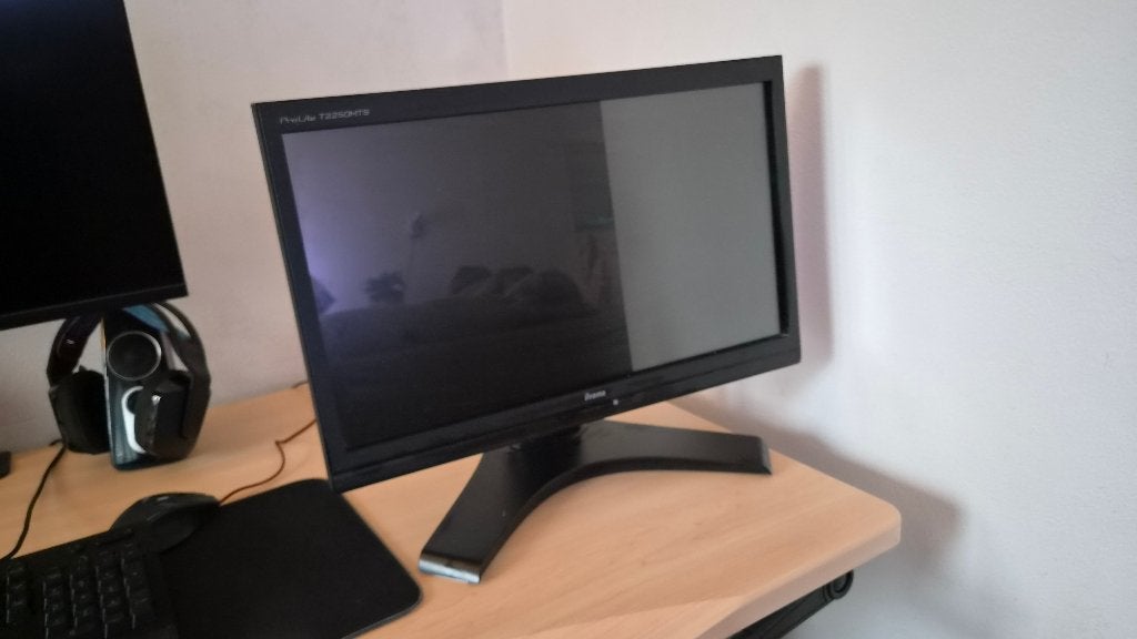 ilyama PC monitor 22" met VGA aansluiting, Computers en Software, Ophalen, Gebruikt, Ilyama, 22"