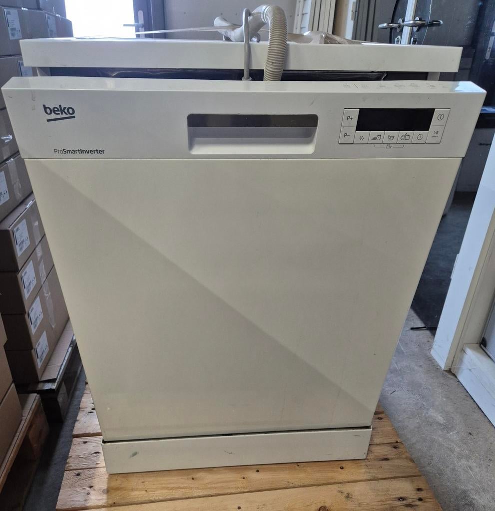 Beko prosmart inverter vaatwasser, Witgoed en Apparatuur, Vaatwasmachines, Ophalen, Minder dan 85 cm, Tussenbouw, Zo goed als nieuw