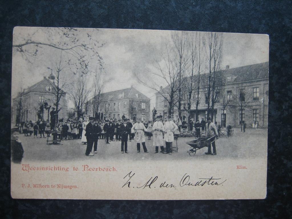 NEERBOSCH weesinrichting Veel volk.  Elim, Verzamelen, Ansichtkaarten | Nederland, Ophalen of Verzenden, Voor 1920, Gelderland