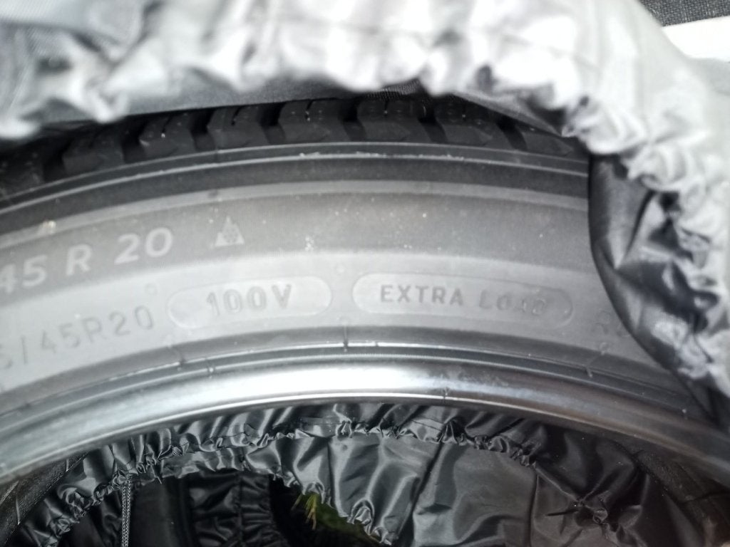 Nieuwe Banden Michelin Crossclimate 3 AllSeason, Ophalen, Banden en Velgen, Nieuw, Winterbanden
