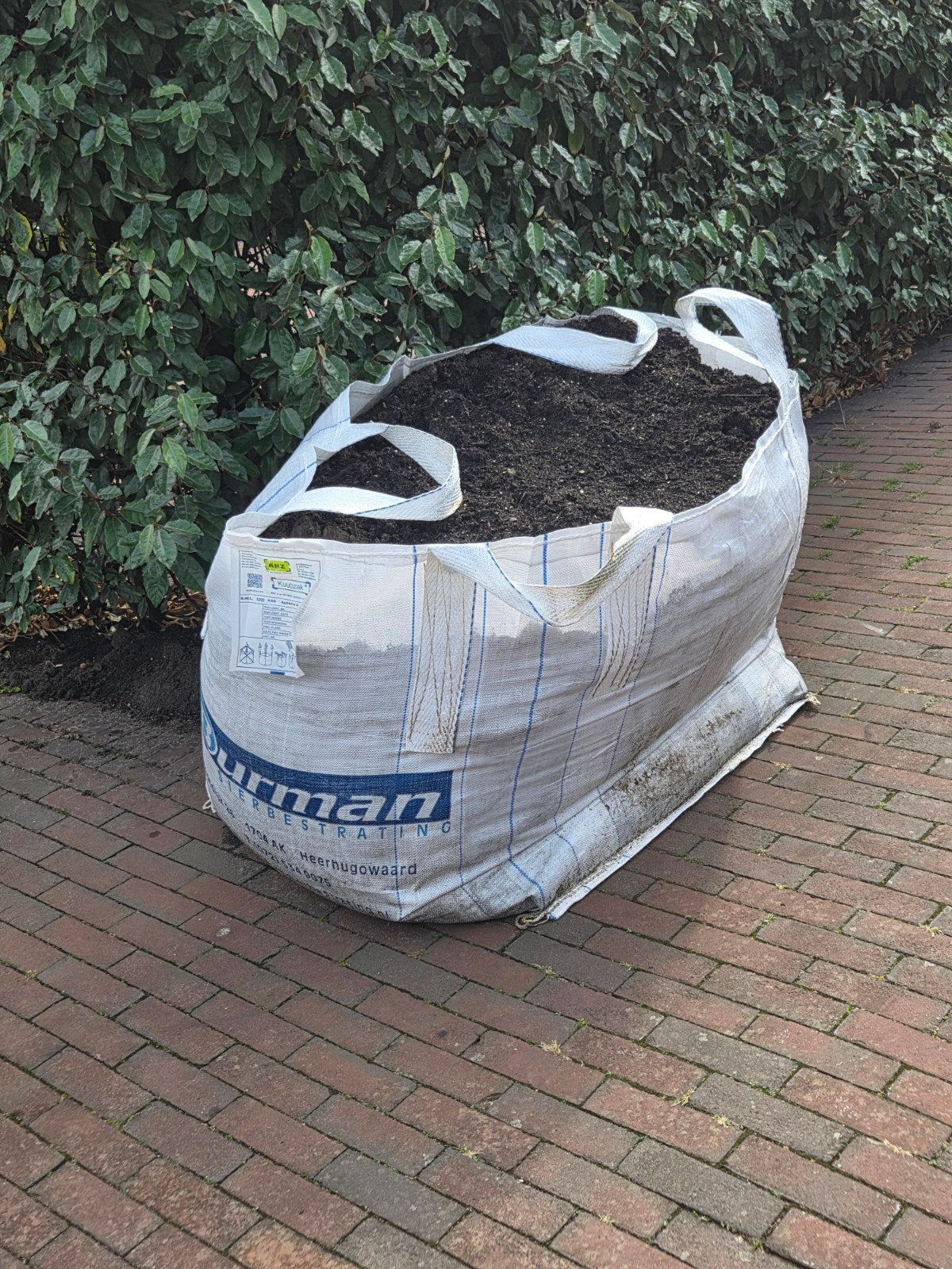 Tuinaarde - Iets minder dan een halve kuub in big bag, Ophalen, Nieuw, Overige typen