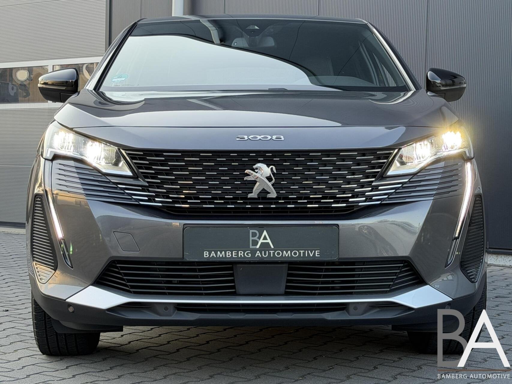 Peugeot 3008 1.2 PureTech Allure Pack Business|virtual|360, Voorwielaandrijving, Gebruikt, 1295 kg, 1199 cc