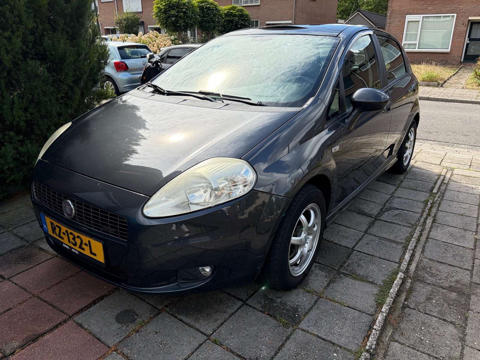 Fiat Punto 1.4 16V 5DR 2008 Grijs, Auto's, Fiat, Voorwielaandrijving, Stof, 40 €/maand, 400 kg