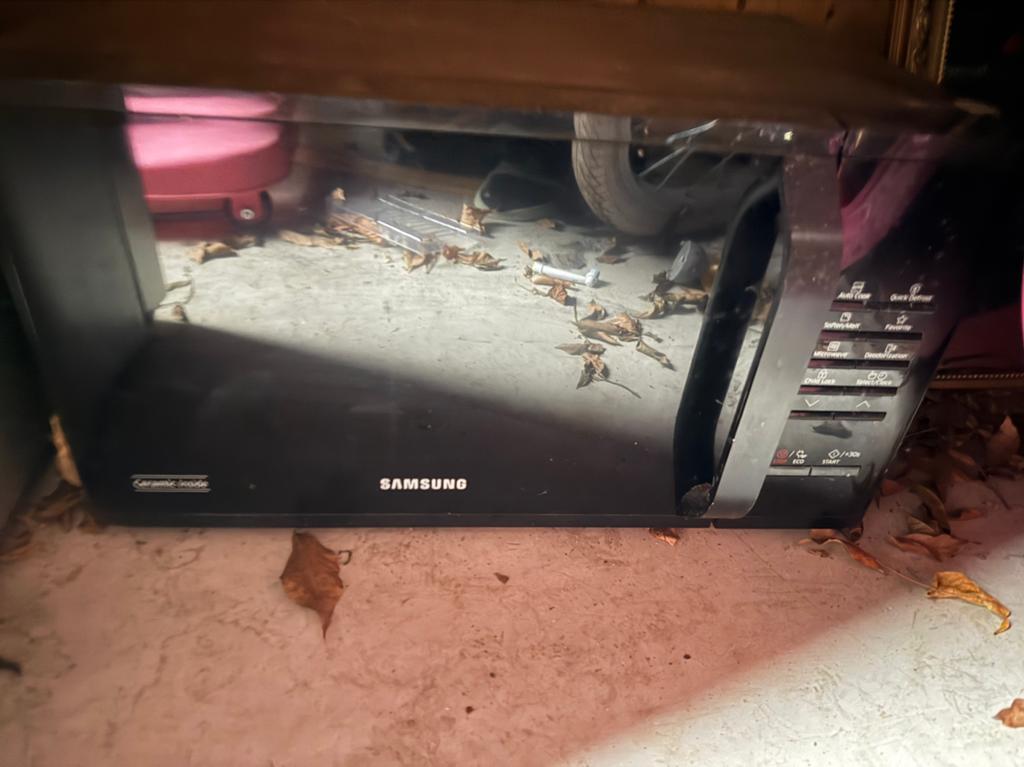Samsung magnetron zwart, Witgoed en Apparatuur, Magnetrons, Ophalen, Zo goed als nieuw, Inbouw