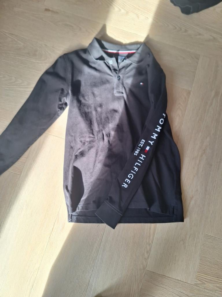 Tommy Hilfiger polo lange mouw, Ophalen of Verzenden, Zo goed als nieuw, Maat 152