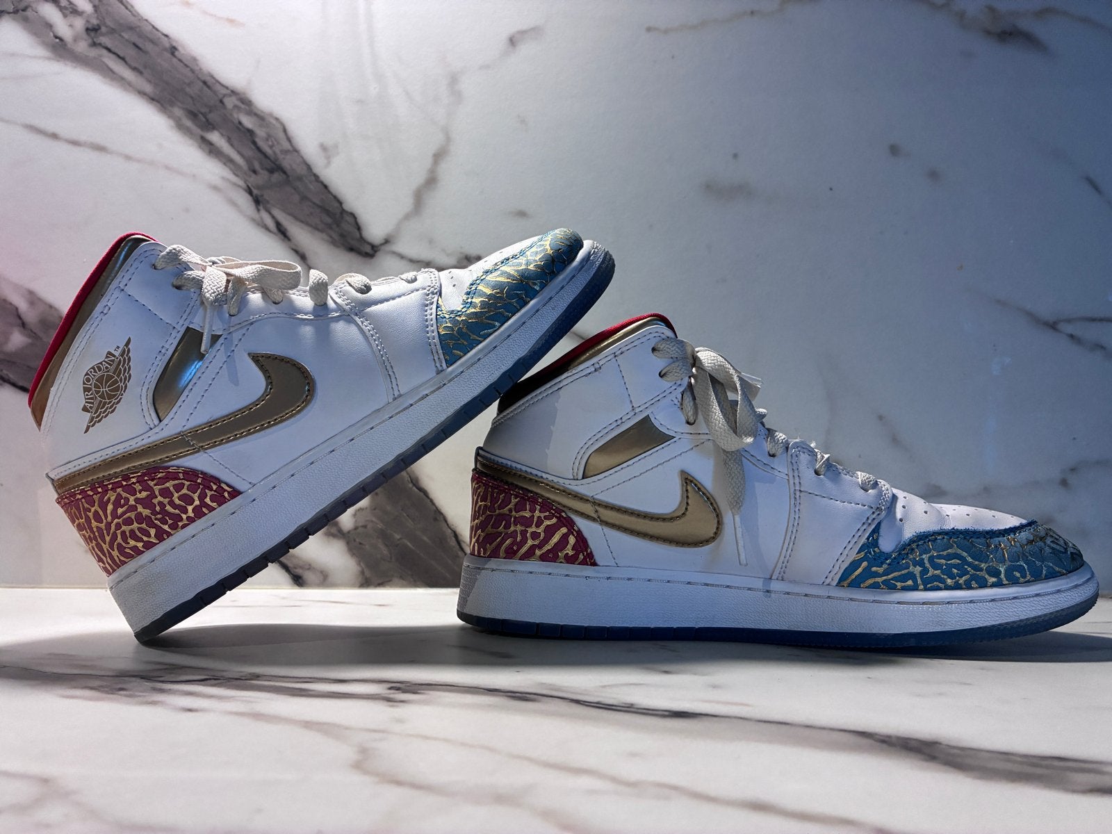 Air Jordan 1 Mid GS UNC To Chicago' - maat 38,5 (EUR), Ophalen of Verzenden, Zo goed als nieuw, Wit, Sneakers of Gympen