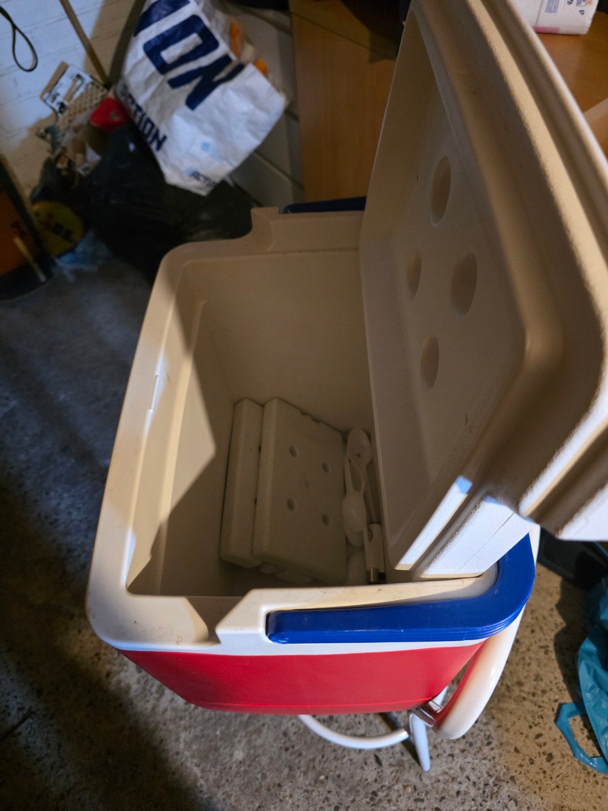 te kooo keolbox, Caravans en Kamperen, Ophalen of Verzenden, Gebruikt, Koelbox, Elektrisch