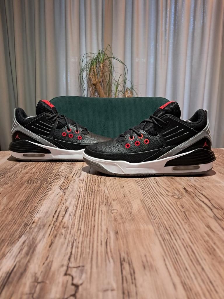 Jordan Air Max Aura 5 'Cement Grey' Size 38,5, Zwart, Nike, Ophalen of Verzenden, Sneakers of Gympen