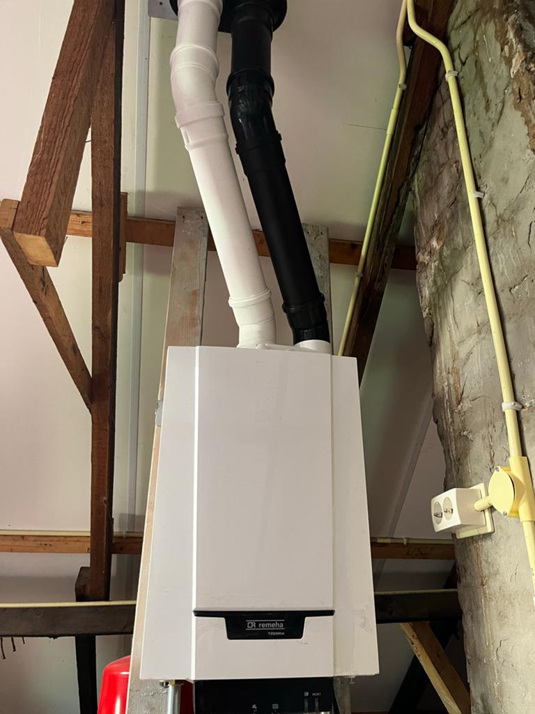 Remeha Tzerra M 28c Plus CV-ketel, Ophalen, Hoog rendement (Hr), Cv-ketel of Combi-ketel, Minder dan 60 cm