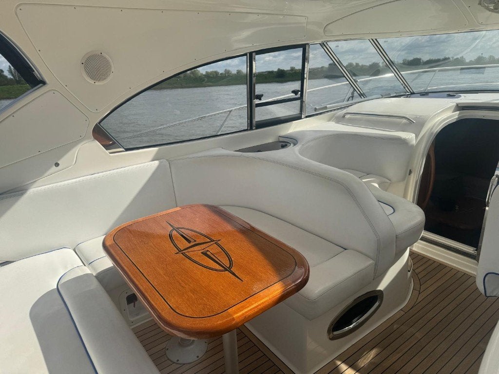Foto 12 van Bavaria 33 HT Sport
