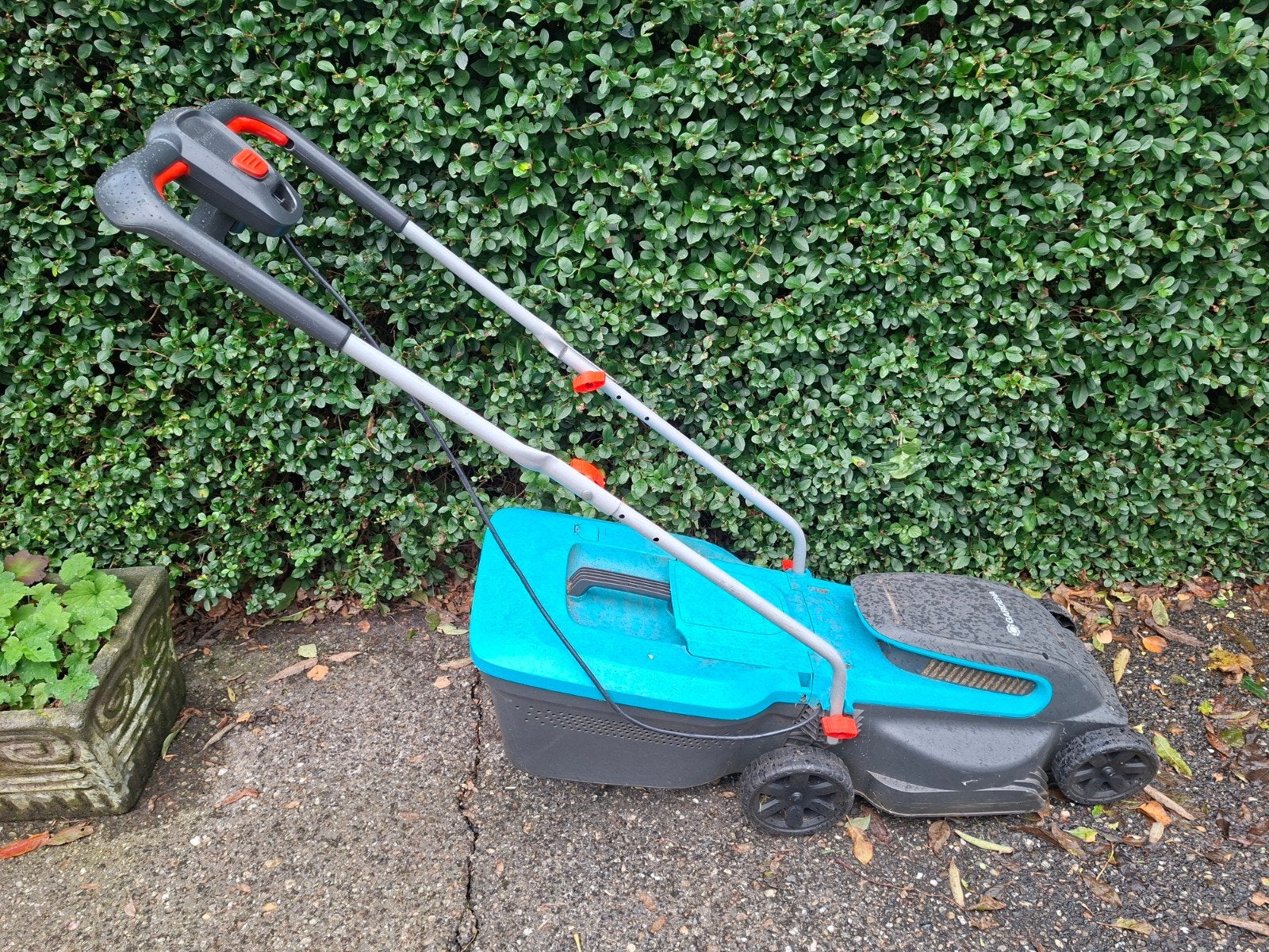 GERESERVEERD, GRATIS, elektrische grasmaaier, Gardena, Ophalen, Gebruikt