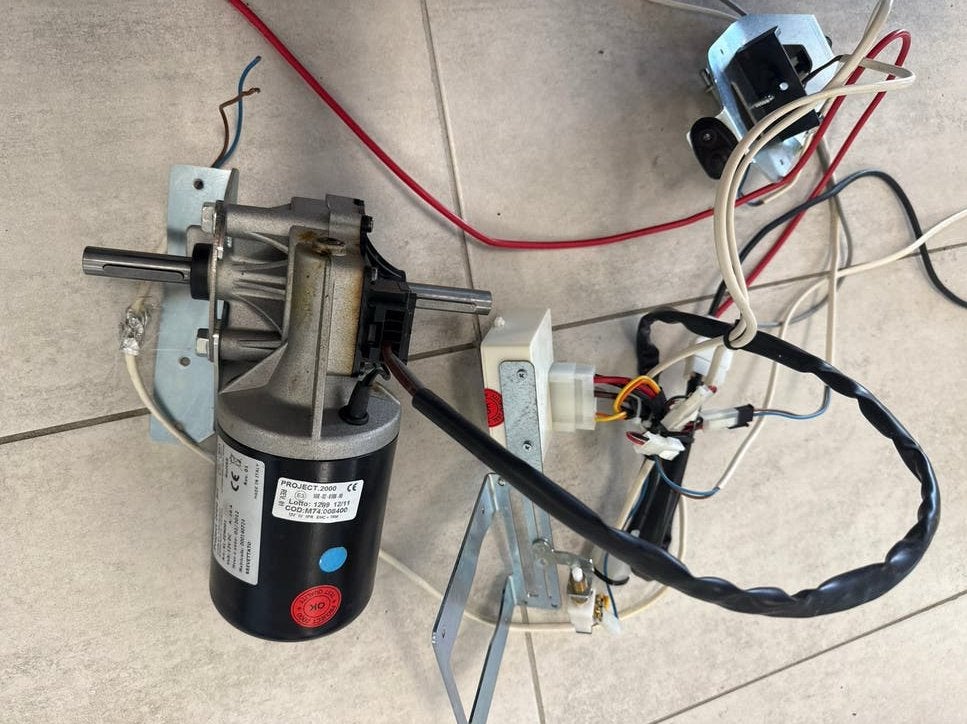 Project 2000 Srl Hefbed Motor met bedrading en beugel, Ophalen of Verzenden, Gebruikt